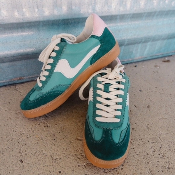 Dolce Vita Green Suede Sneakers Size 6.5 NEW in Box - Picture 3 of 4